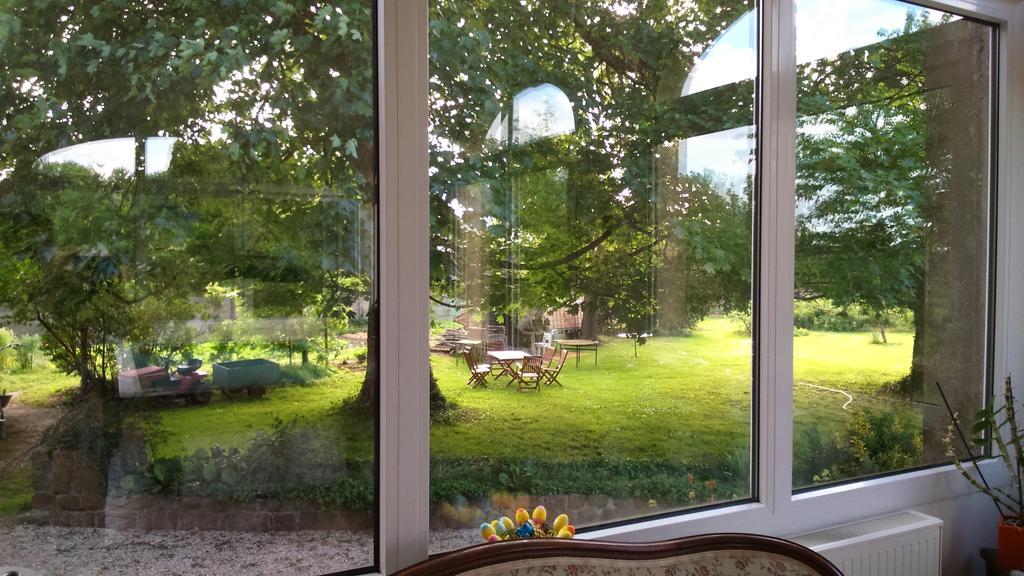 Le Manoir De Crisolles Bed & Breakfast Bagian luar foto